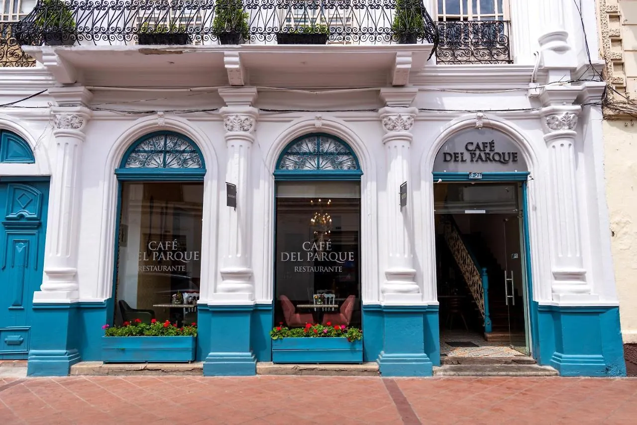 Del Parque Hotel & Suites Κουένκα