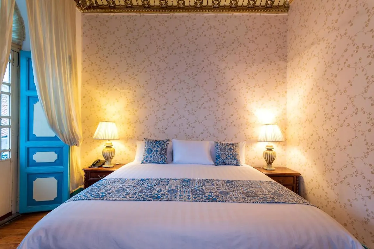 *** Bed & Breakfast Del Parque Hotel & Suites Cuenca Ecuador